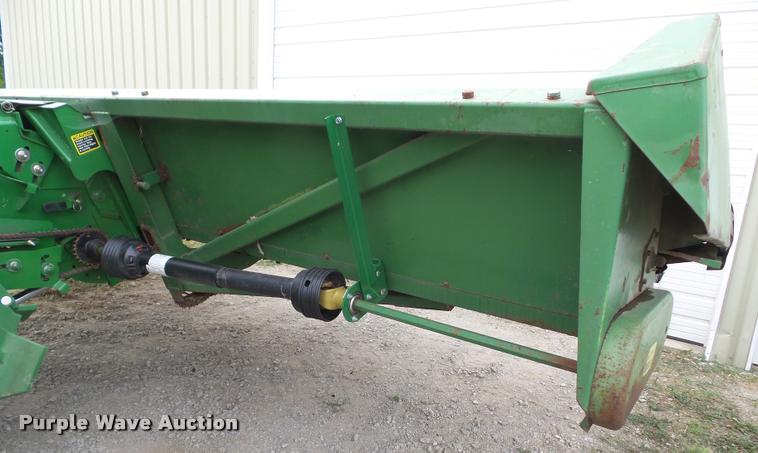 image for item DH9387 John Deere 843 corn head