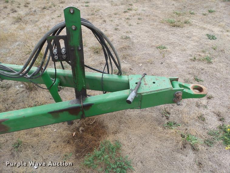 image for item DH9388 John Deere 980 field cultivator