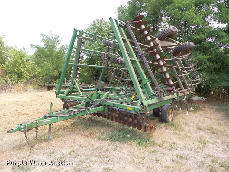 image for item DH9392 John Deere 722 mulch finisher