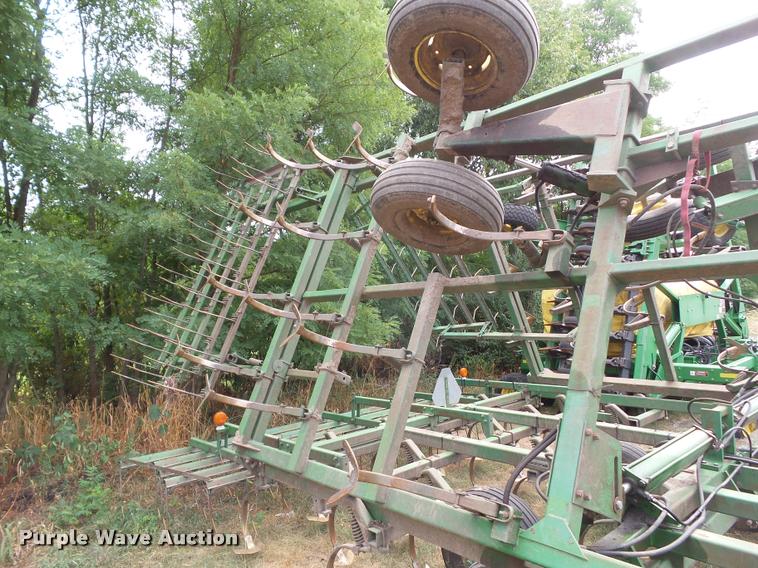 image for item DH9392 John Deere 722 mulch finisher