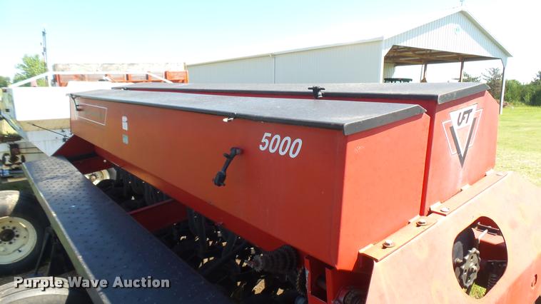 image for item DL9993 United Farm Tools 5000 grain drill