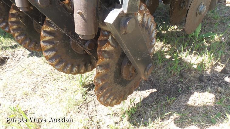 image for item DL9993 United Farm Tools 5000 grain drill