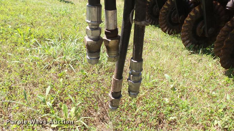 image for item DL9993 United Farm Tools 5000 grain drill