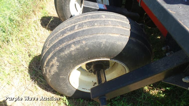 image for item DL9993 United Farm Tools 5000 grain drill