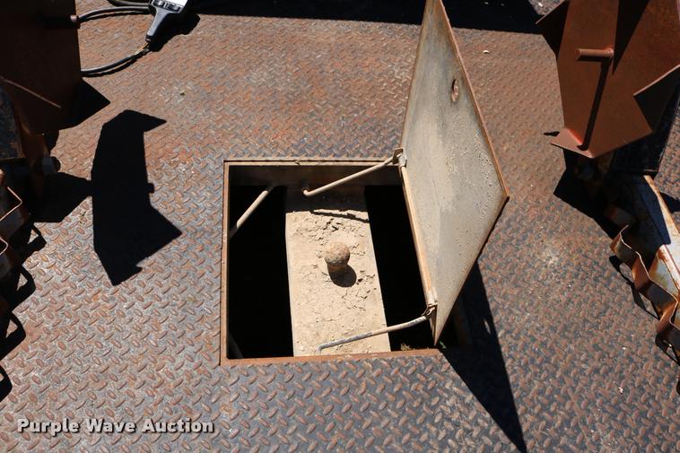 image for item DM9306 DewEze 480 bale bed