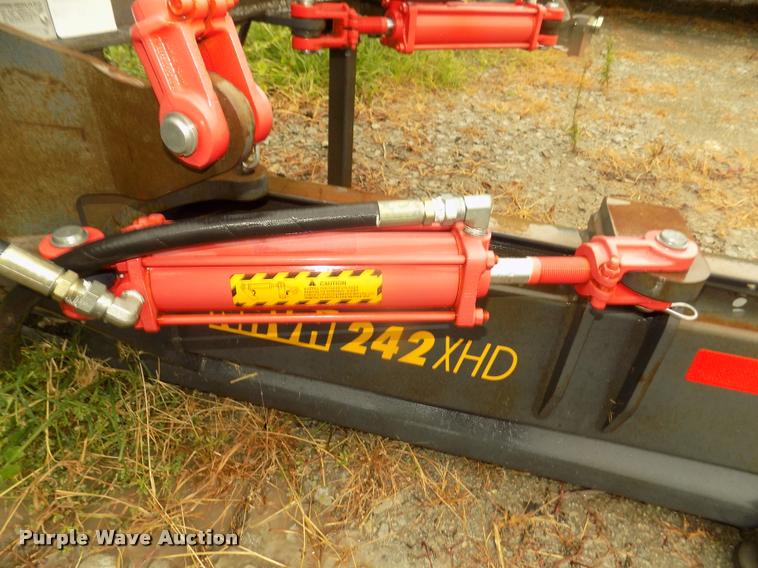 image for item DO9165 Bison NHVH242-XHD blade