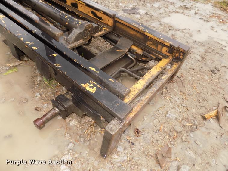 image for item DO9168 Forklift attachment