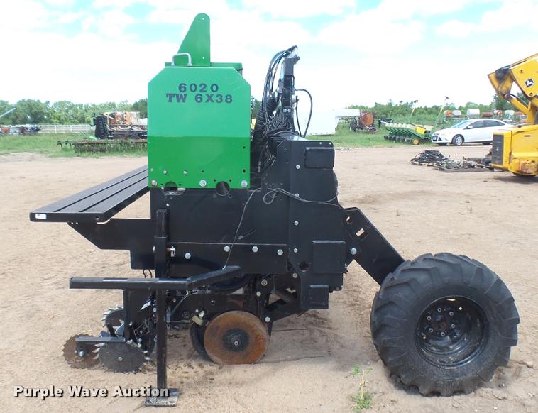 image for item DR9363 2014 CrustBuster 6020TW peanut planter
