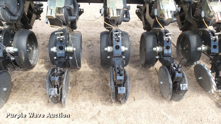 image for item DR9363 2014 CrustBuster 6020TW peanut planter