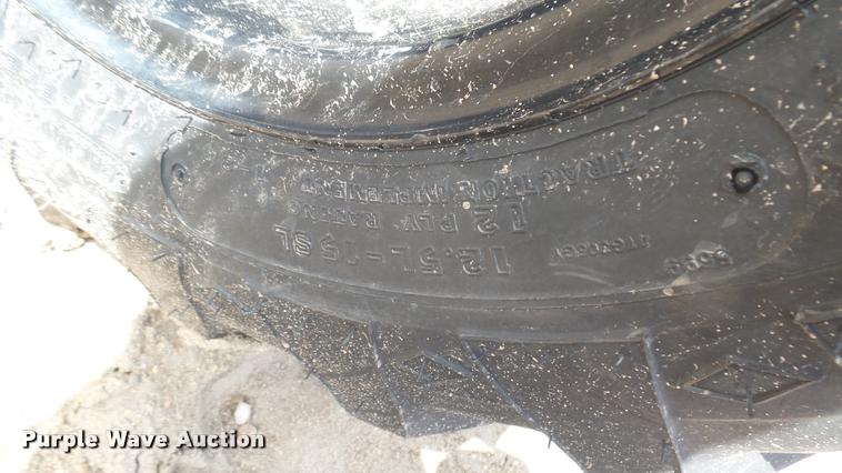 image for item DR9363 2014 CrustBuster 6020TW peanut planter