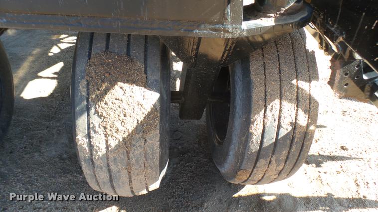 image for item DR9388 2014 CrustBuster 4020 Min-Till drill