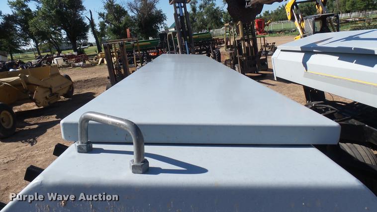 image for item DR9388 2014 CrustBuster 4020 Min-Till drill