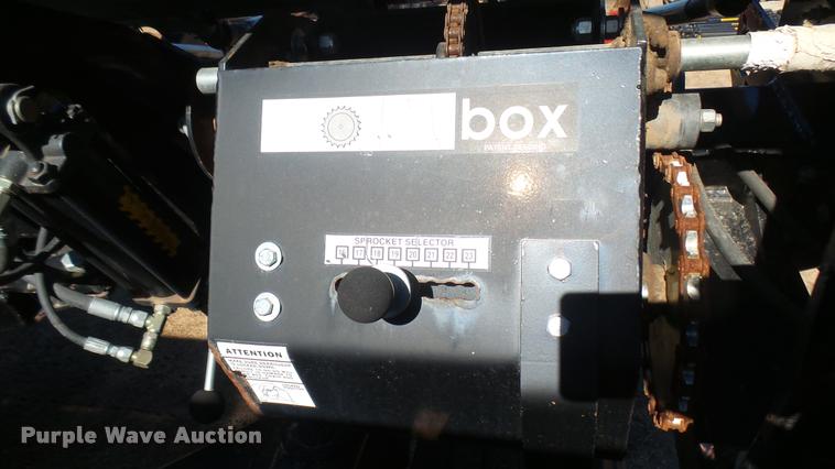 image for item DR9388 2014 CrustBuster 4020 Min-Till drill