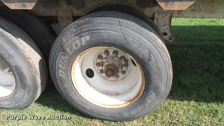 image for item DR9401 1995 Timpte double hopper bottom grain trailer