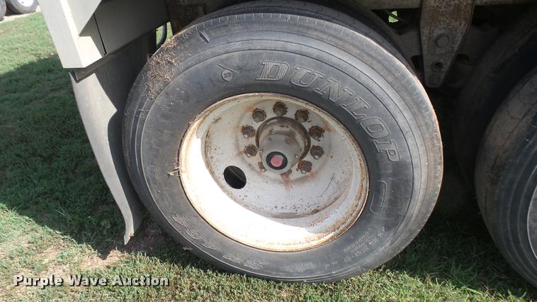 image for item DR9401 1995 Timpte double hopper bottom grain trailer