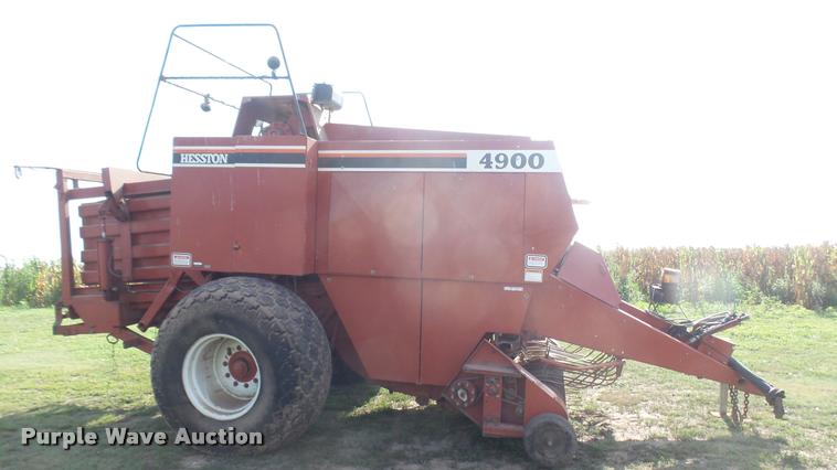 image for item DR9405 Hesston 4900 large square baler