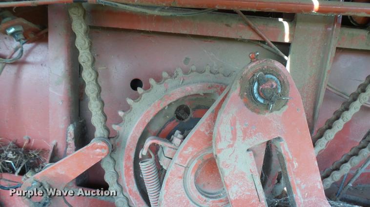 image for item DR9405 Hesston 4900 large square baler