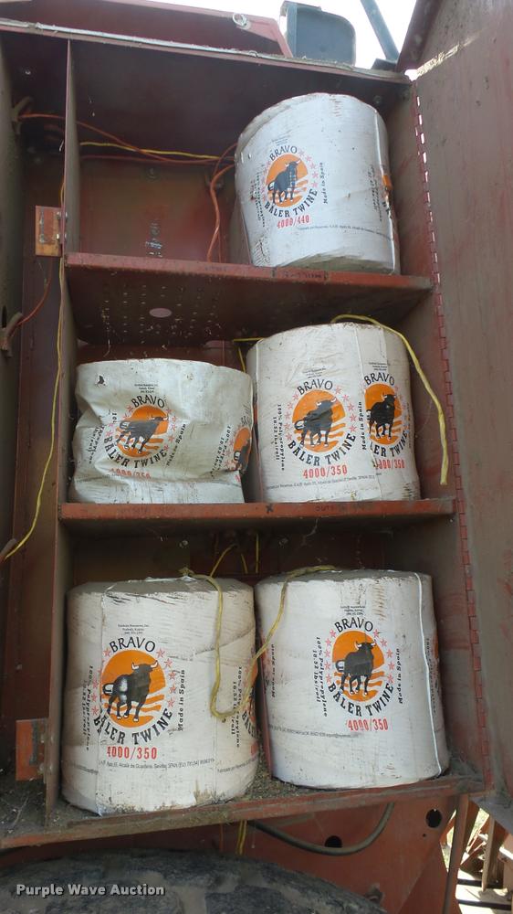 image for item DR9405 Hesston 4900 large square baler