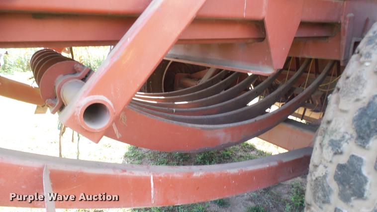 image for item DR9405 Hesston 4900 large square baler