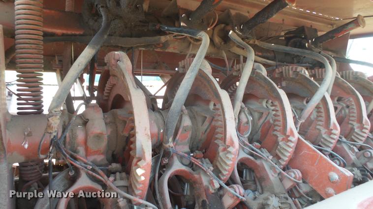 image for item DR9405 Hesston 4900 large square baler