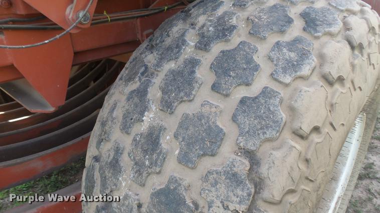 image for item DR9405 Hesston 4900 large square baler