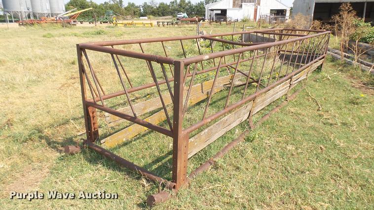 image for item DR9467 Hay bunk