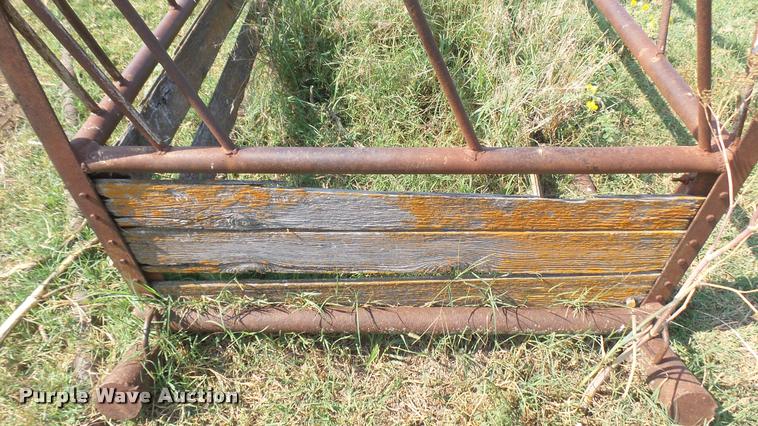 image for item DR9467 Hay bunk