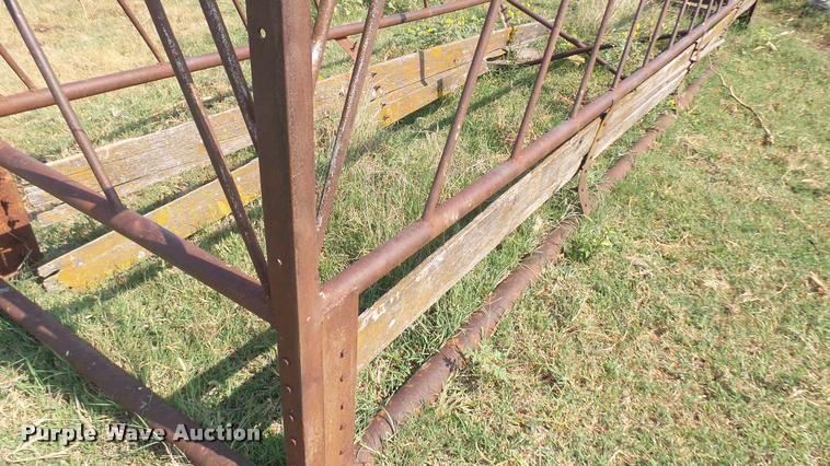 image for item DR9467 Hay bunk