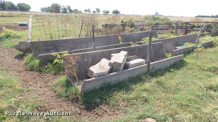image for item DR9468 (4) concrete feed bunks
