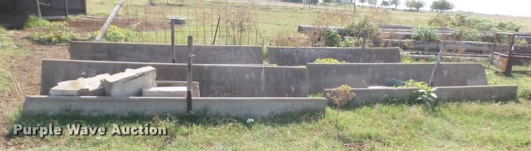 image for item DR9468 (4) concrete feed bunks