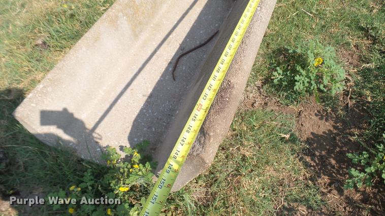 image for item DR9468 (4) concrete feed bunks