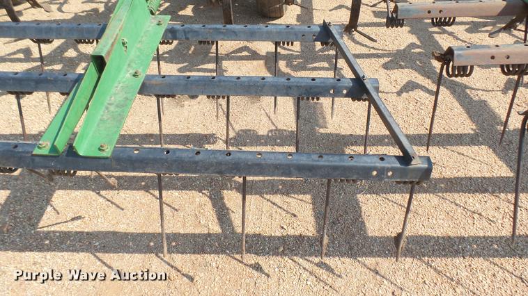 image for item DR9469 John Deere 960 field cultivator