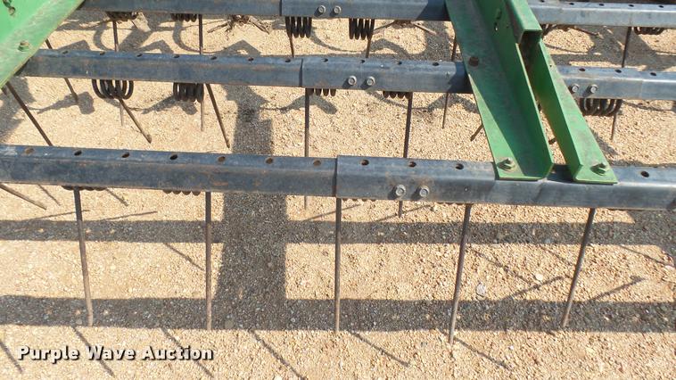 image for item DR9469 John Deere 960 field cultivator