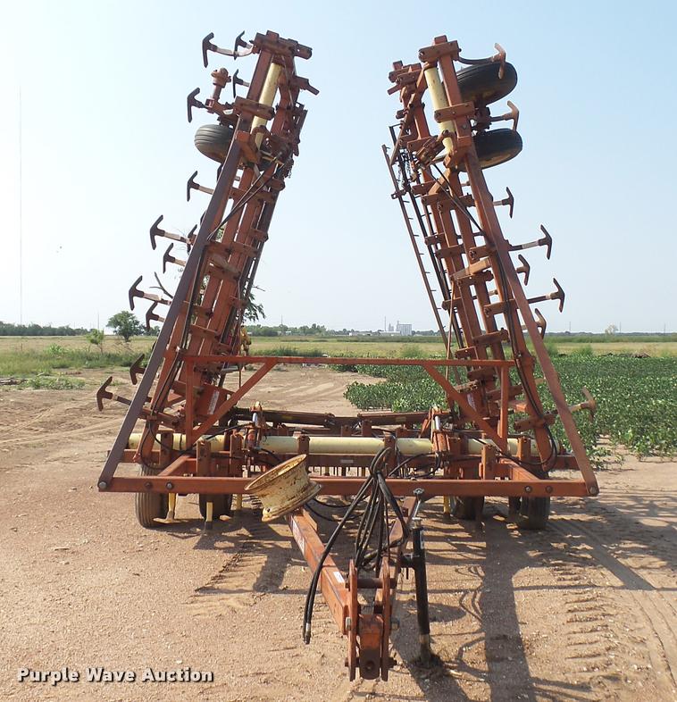image for item DR9470 Krause 4133 field cultivator
