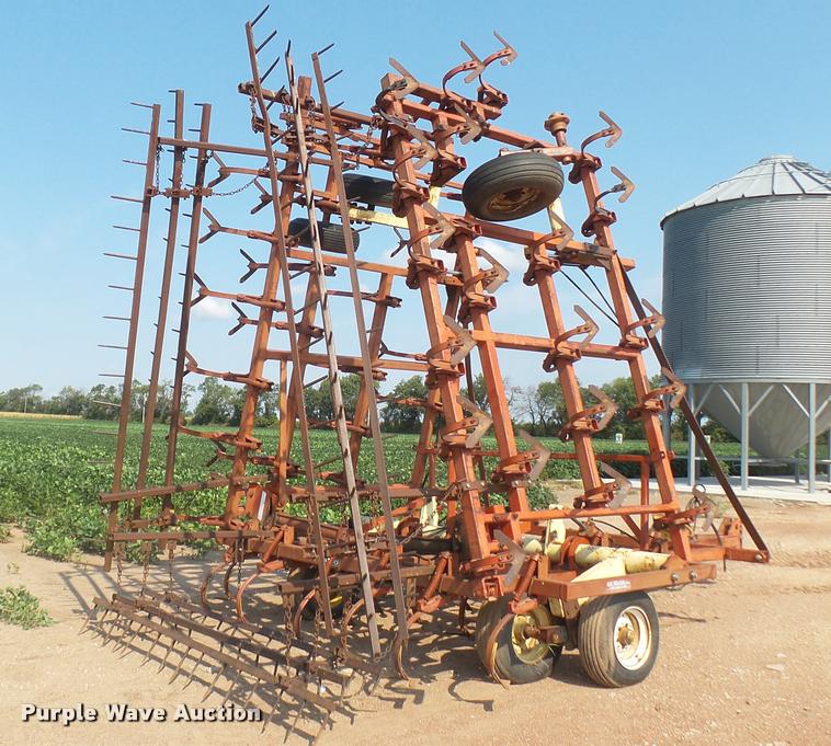 image for item DR9470 Krause 4133 field cultivator