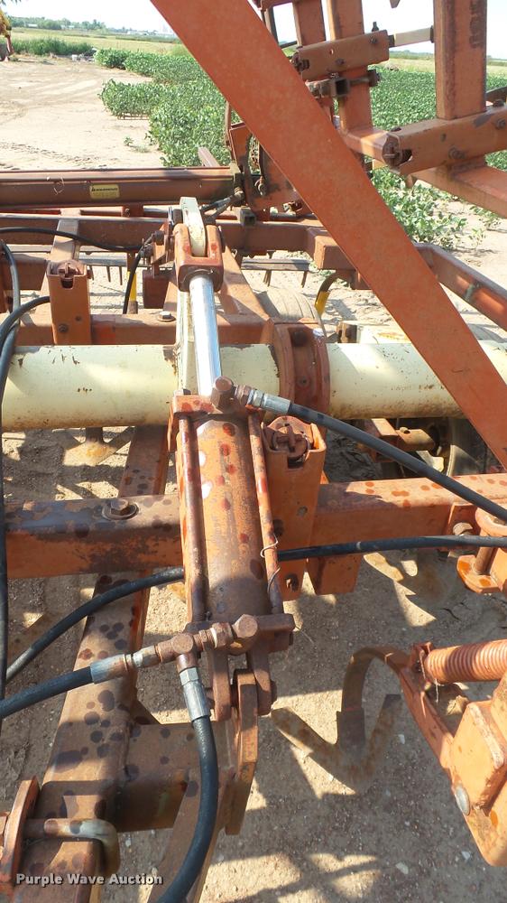 image for item DR9470 Krause 4133 field cultivator