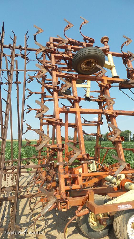 image for item DR9470 Krause 4133 field cultivator