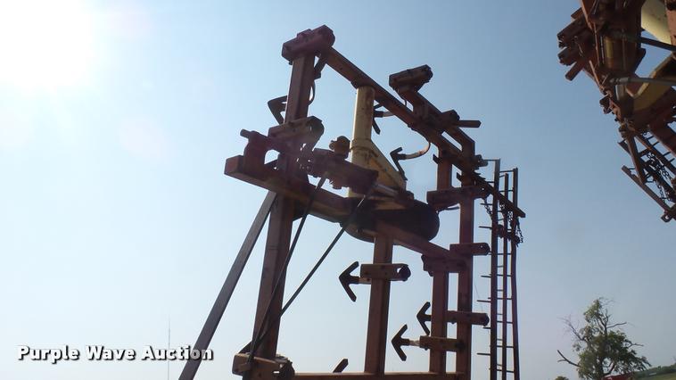 image for item DR9470 Krause 4133 field cultivator