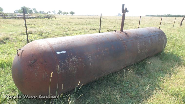 image for item DR9472 1,000 gallon butane tank