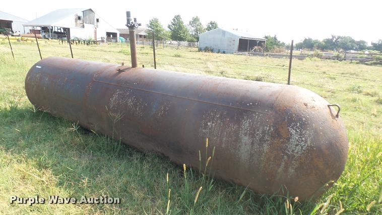 image for item DR9472 1,000 gallon butane tank
