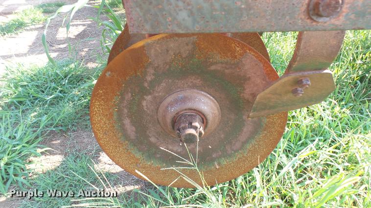 image for item DR9475 Sunflower 1430 disk