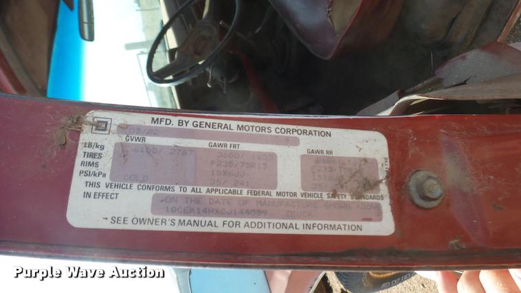 image for item DR9476 1982 Chevrolet Scottsdale 10 pickup truck