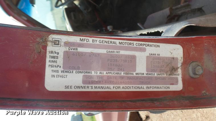 image for item DR9476 1982 Chevrolet Scottsdale 10 pickup truck