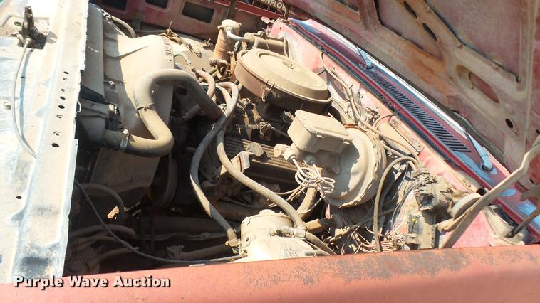 image for item DR9476 1982 Chevrolet Scottsdale 10 pickup truck