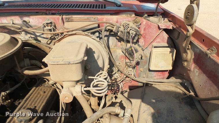 image for item DR9476 1982 Chevrolet Scottsdale 10 pickup truck