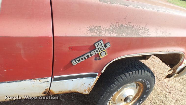 image for item DR9476 1982 Chevrolet Scottsdale 10 pickup truck