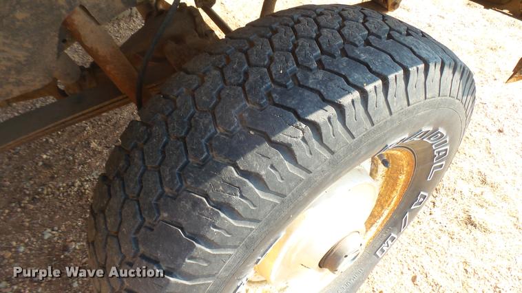 image for item DR9476 1982 Chevrolet Scottsdale 10 pickup truck