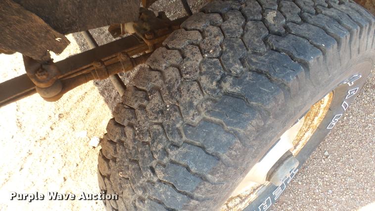 image for item DR9476 1982 Chevrolet Scottsdale 10 pickup truck