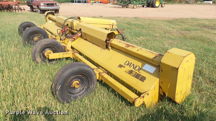 image for item DR9477 Dandl row crop shredder