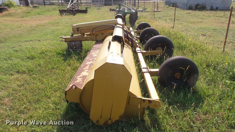 image for item DR9477 Dandl row crop shredder